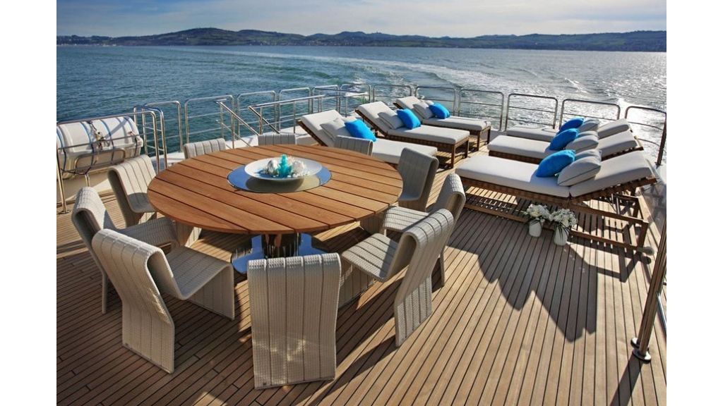 Luxury Yacht Rubeccan (36)