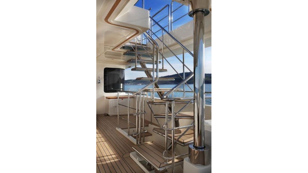 Luxury Yacht Rubeccan (38)