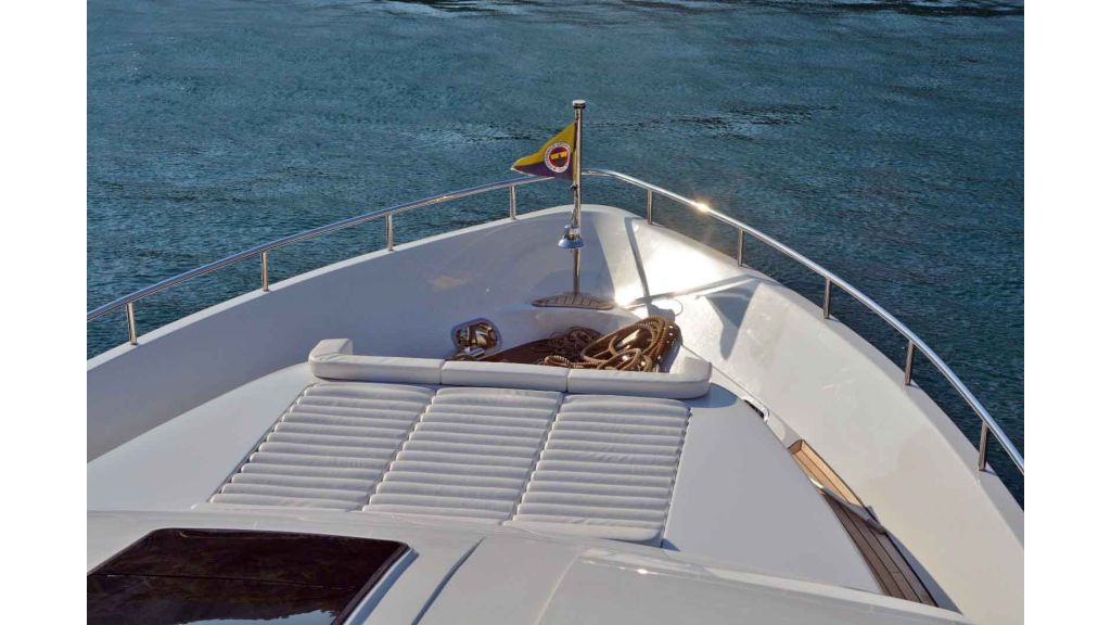 35m Rina Class Motor Yacht(18)