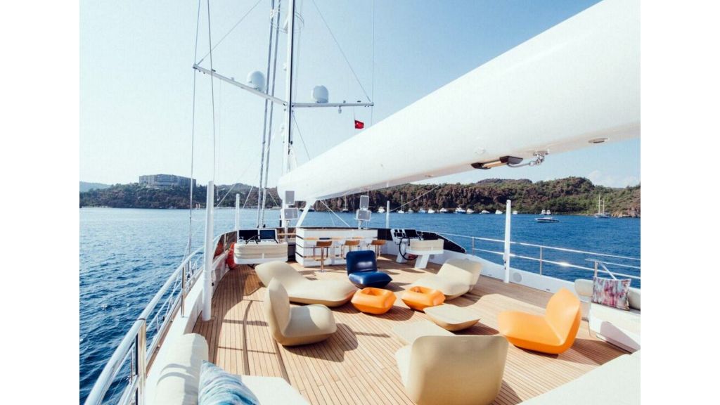 50m Luxury Sailing Yacht (1)