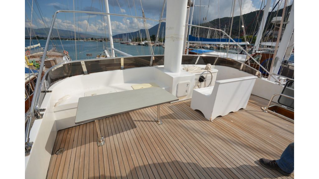 5 Cabins Transom Gulet (18)