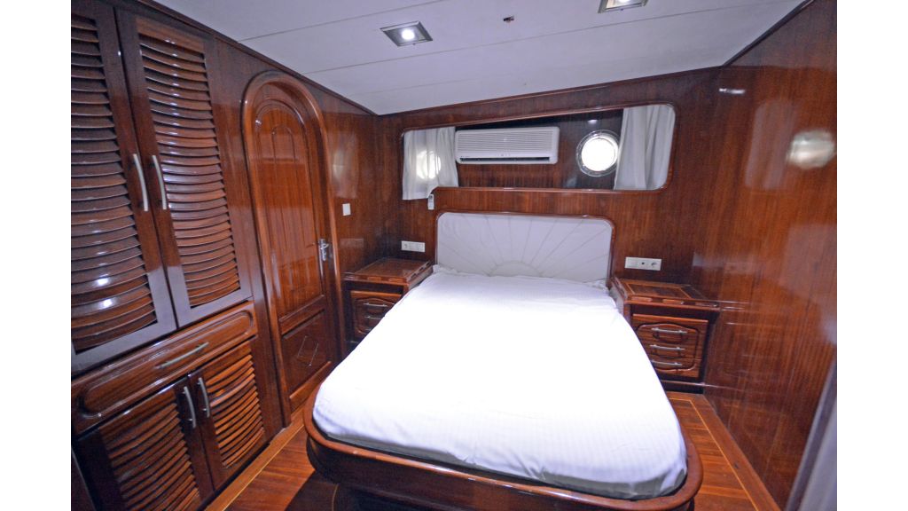 5 Cabins Transom Gulet (47)