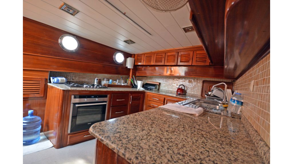 5 Cabins Transom Gulet (67)