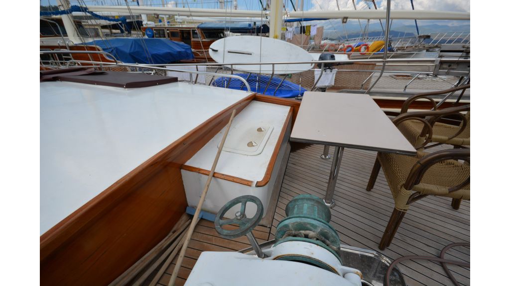 5 Cabins Transom Gulet (9)