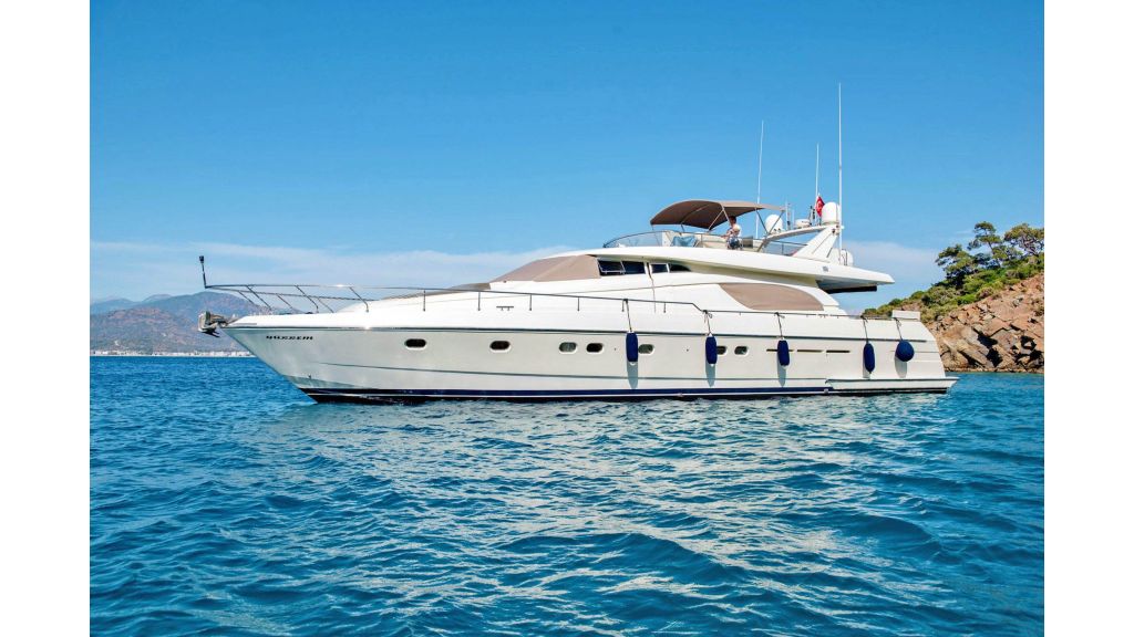 Hurrem Luxury Motor Yacht (8)