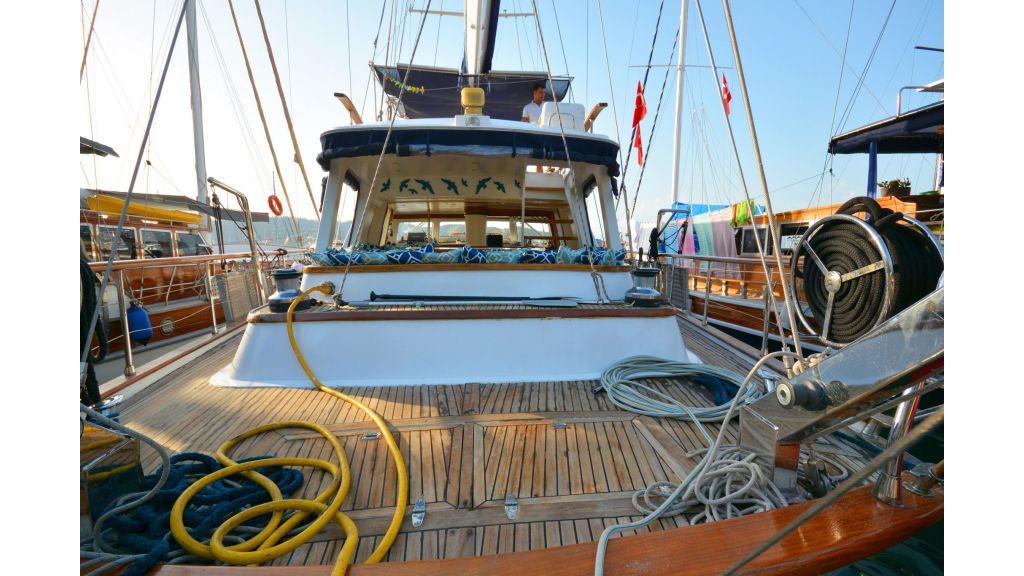 sailing yacht for sale (12)