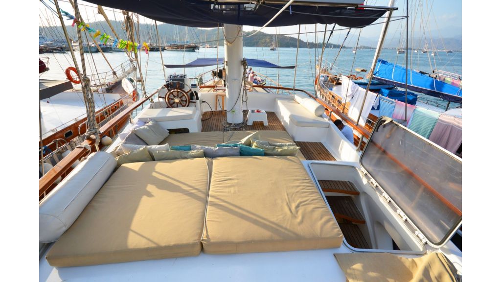 sailing yacht for sale (17)