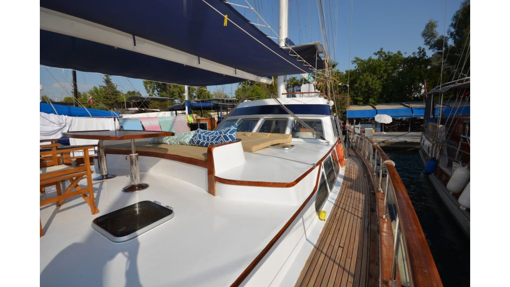 sailing yacht for sale (2)