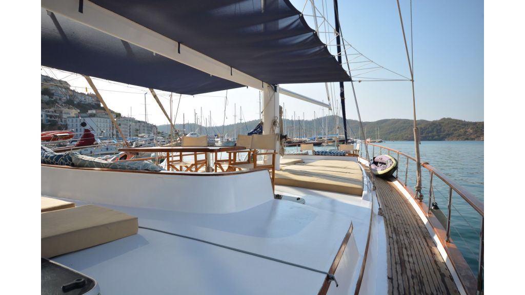 sailing yacht for sale (24)