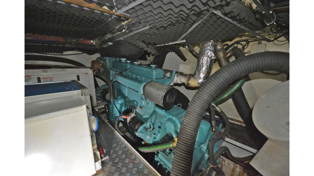 sailing yacht for sale engine (1)