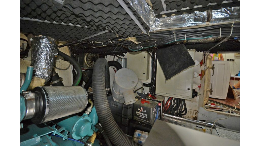 sailing yacht for sale engine (9)