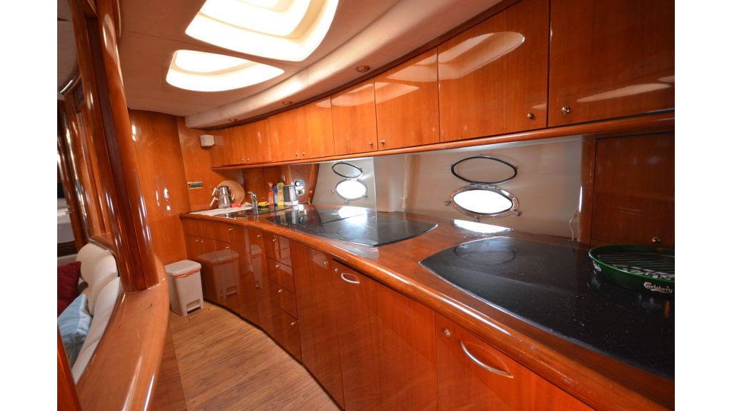 sunseeker-predator-75ft-for-sale- (18)