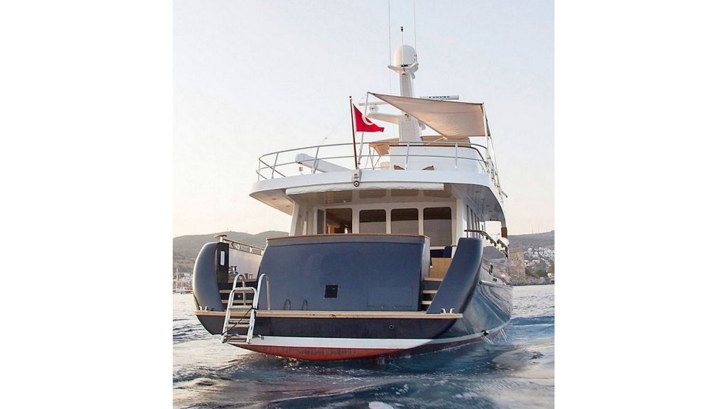 23m Explorer Yacht (6)