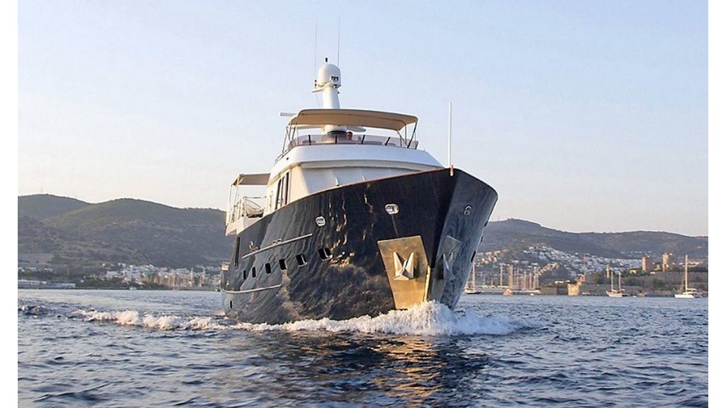 23m Explorer Yacht (7)