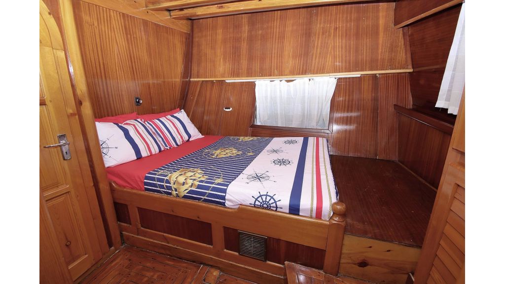 8 Cabins Transom Gulet (39)