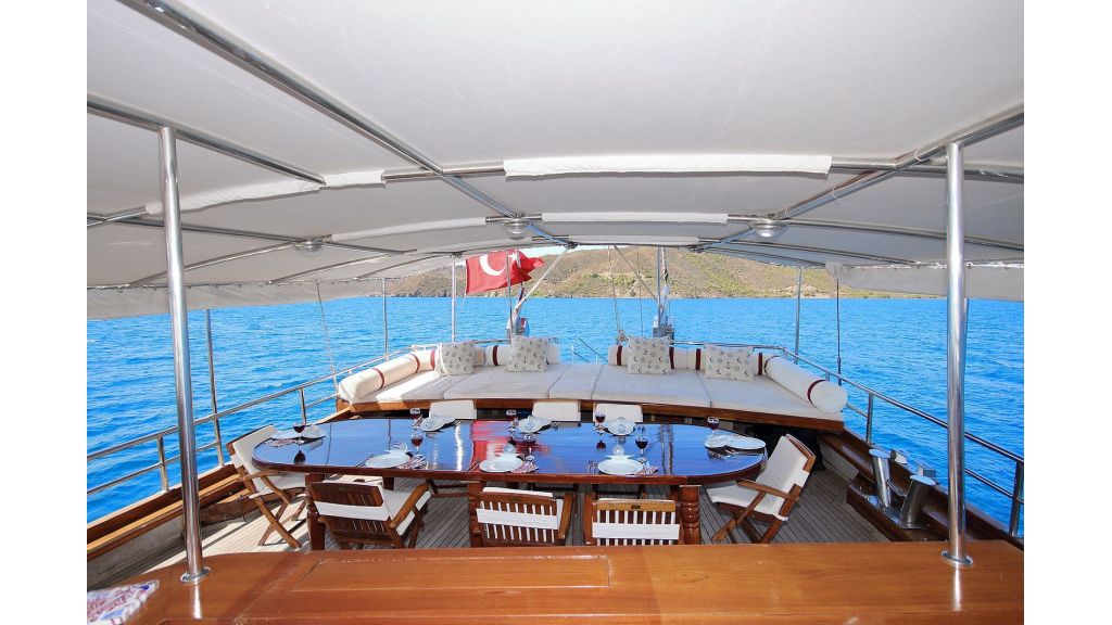 8 Cabins Transom Gulet (9)