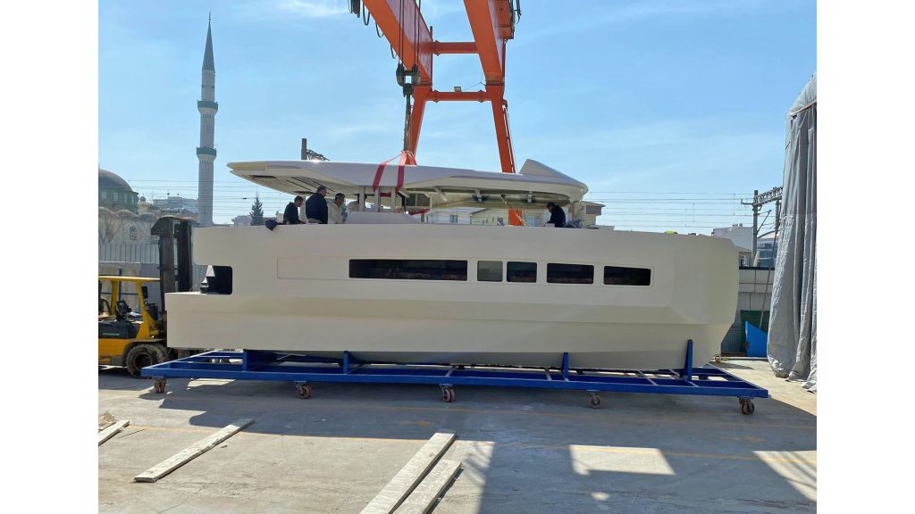 Power Catamarans (10)