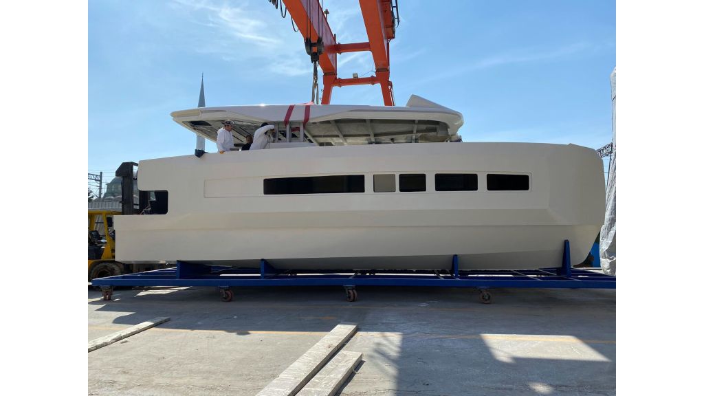 Power Catamarans (15)