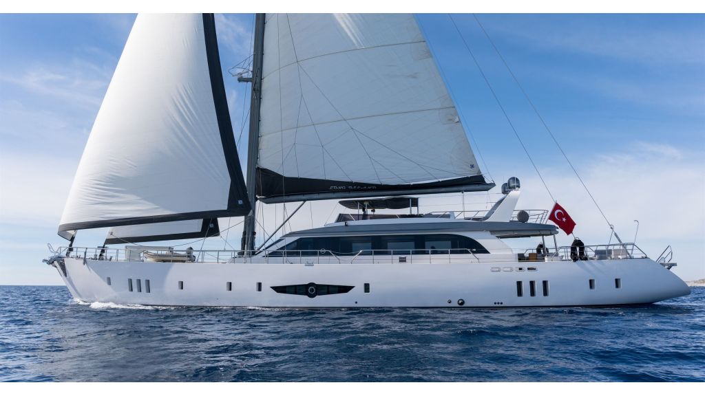 Long-island-yacht (9)-master-2