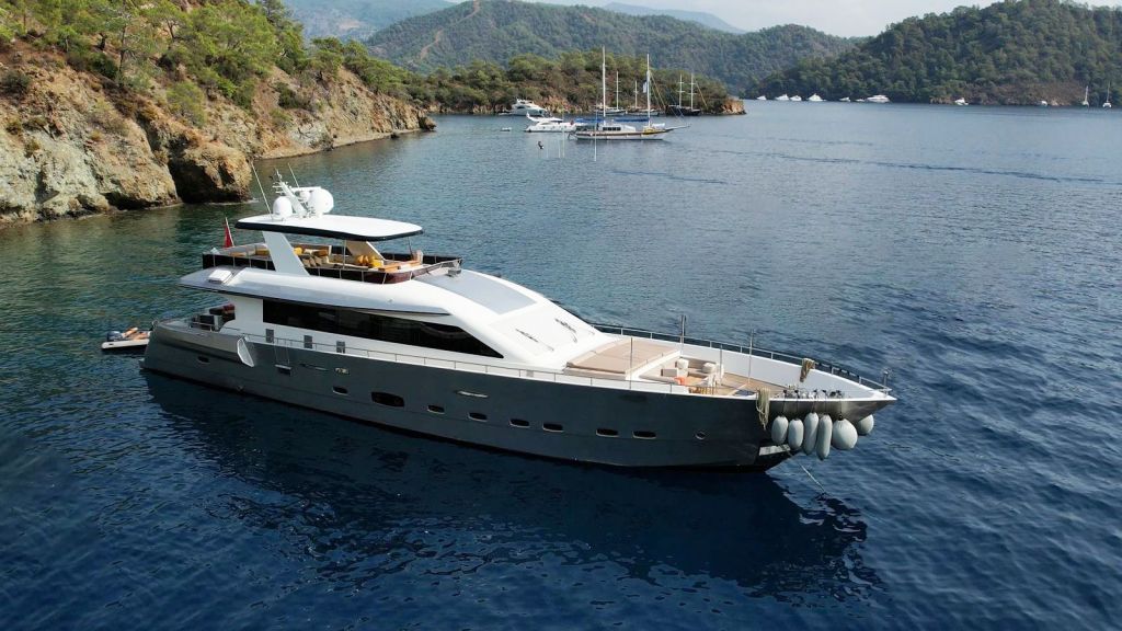 32m Motor Yacht, 32m Motor Yacht