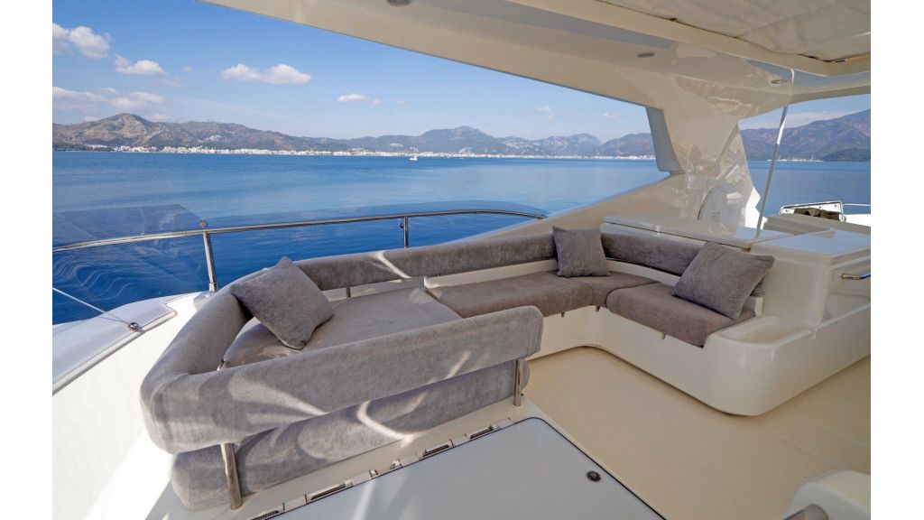 Ferretti 881 2 (75)