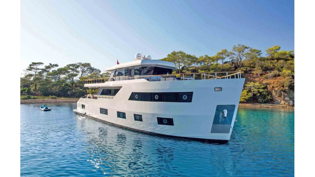 24m EXplorer Yacht (9)