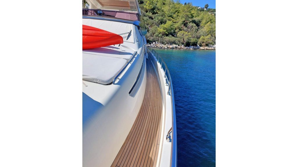 Ferretti 800 (16)