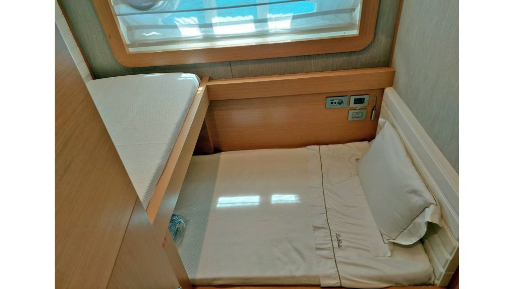 Ferretti 800 (29)