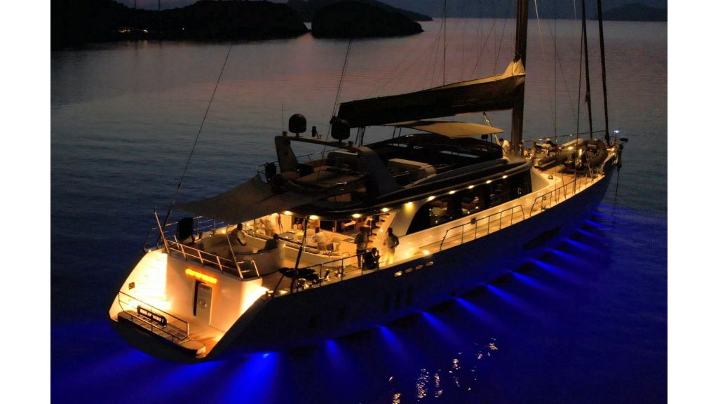 New Style Sailing Yacht (25)