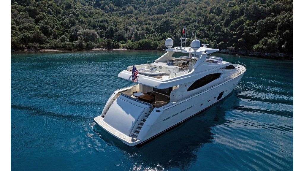 Ferretti 810 (14)