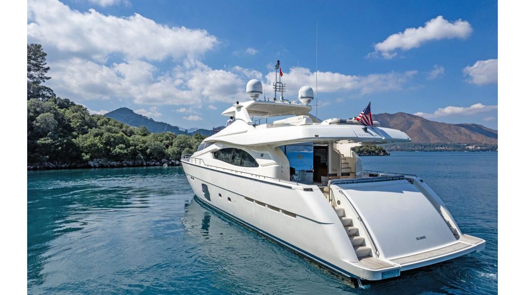 Ferretti 810 (19)