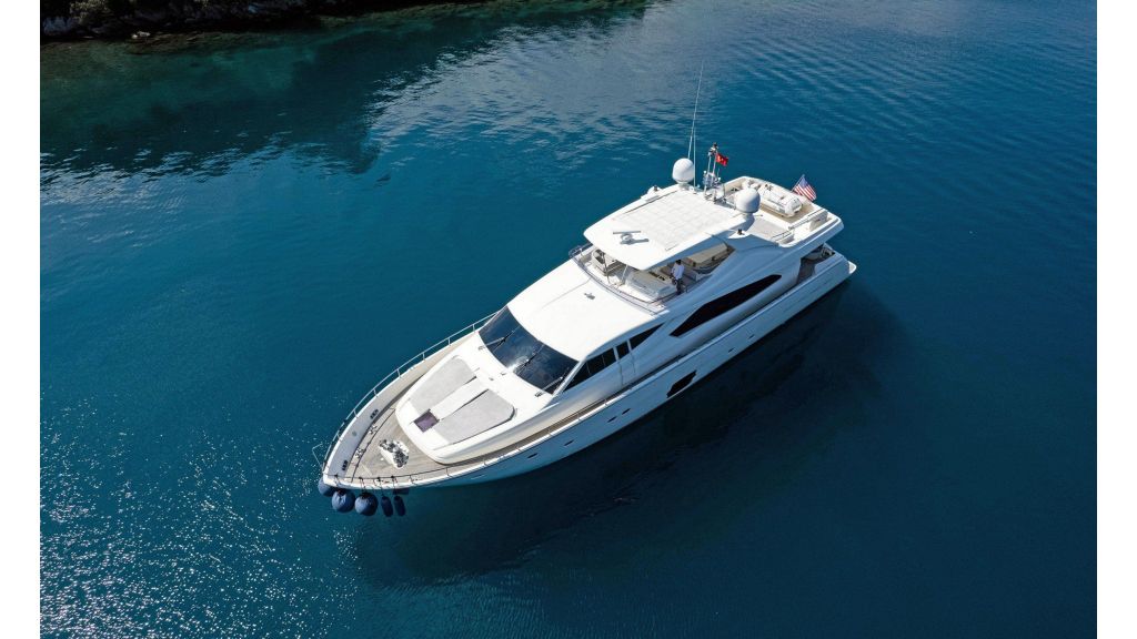 Ferretti 810 (5)