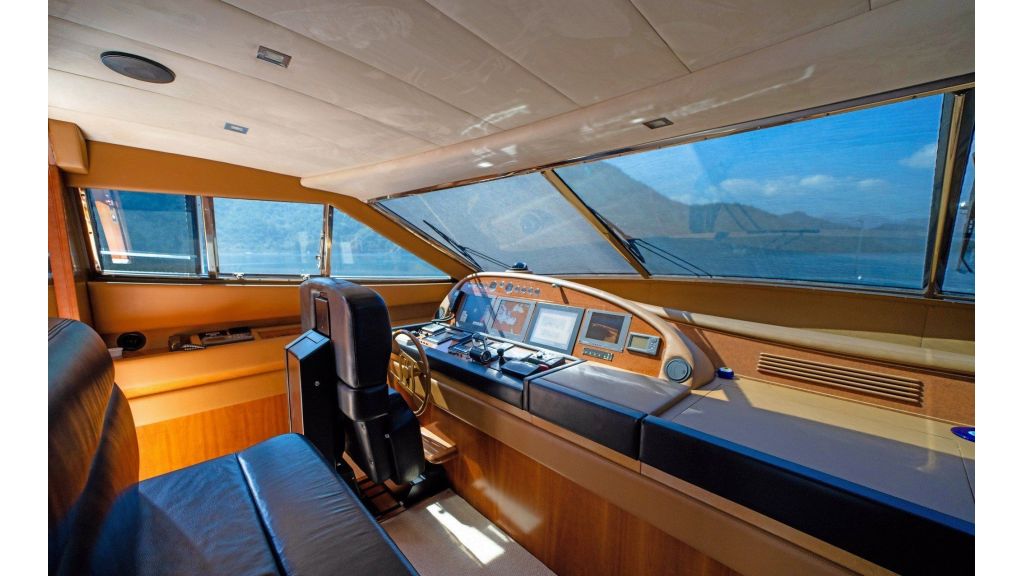 Ferretti 810 (59)