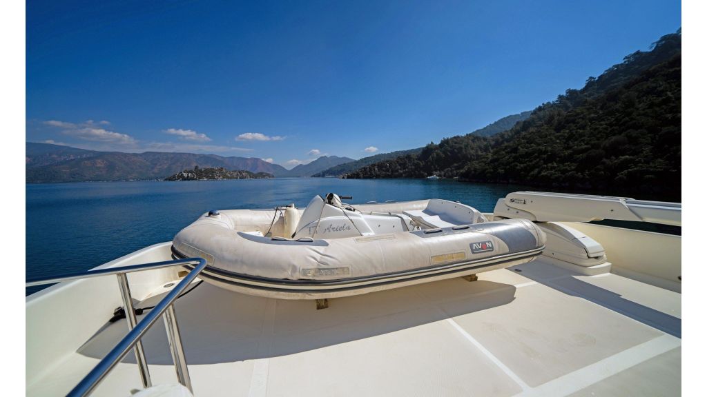 Ferretti 810 (82)