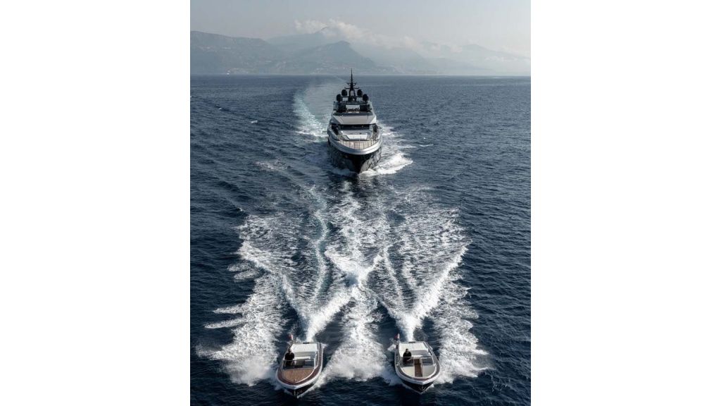 Sarastar Motor Yacht Charter (10)