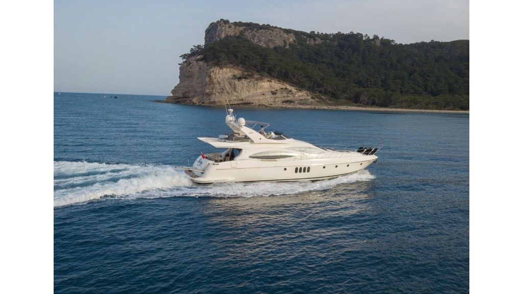 Destiniy Motor Yacht (09)