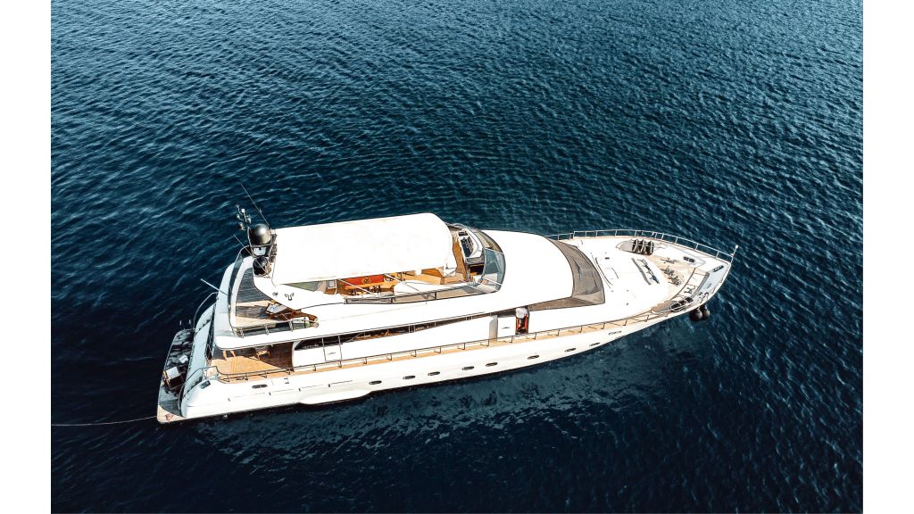 Leopard Motor Yacht (01) master