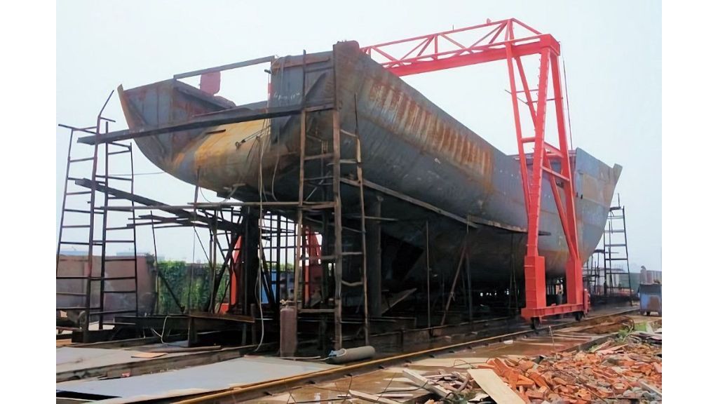 Steel Hull Fishing Trawler (5)