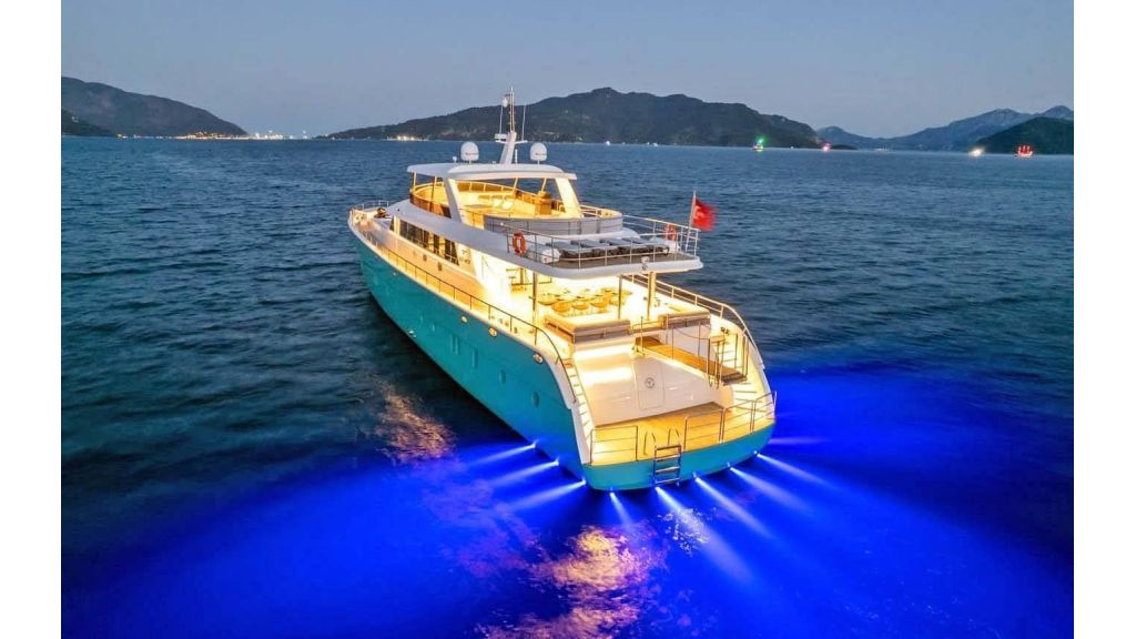 40m Motor Yacht (07)