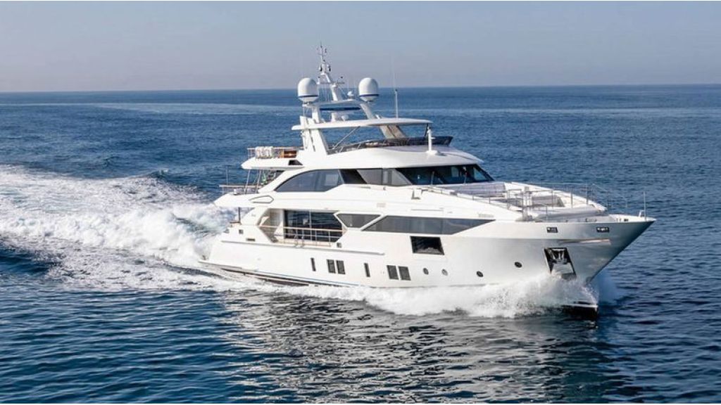 Benetti Fast 125 (02)