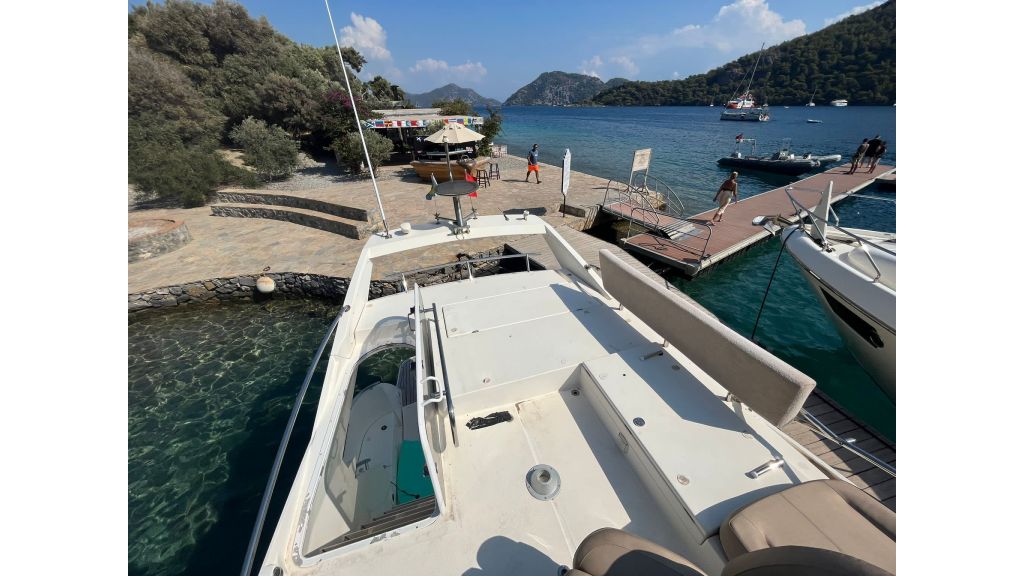 Galeon 340 Fly (08)