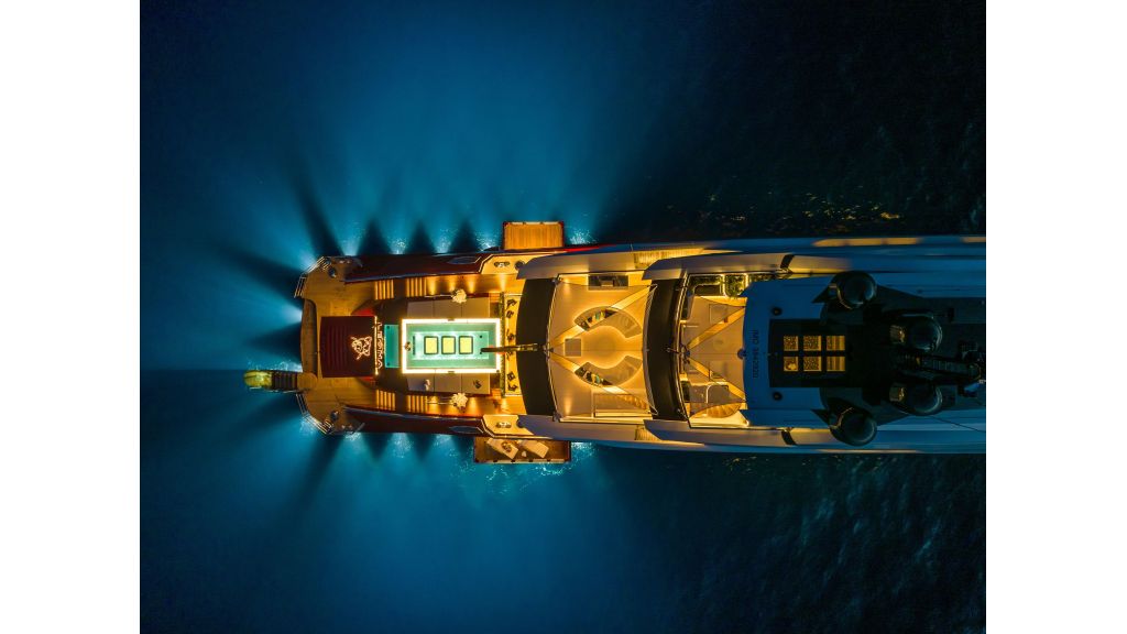 Leona Super Yacht (002)