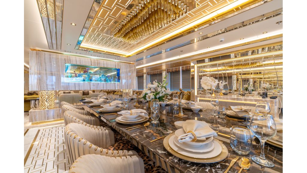Leona Super Yacht (011)