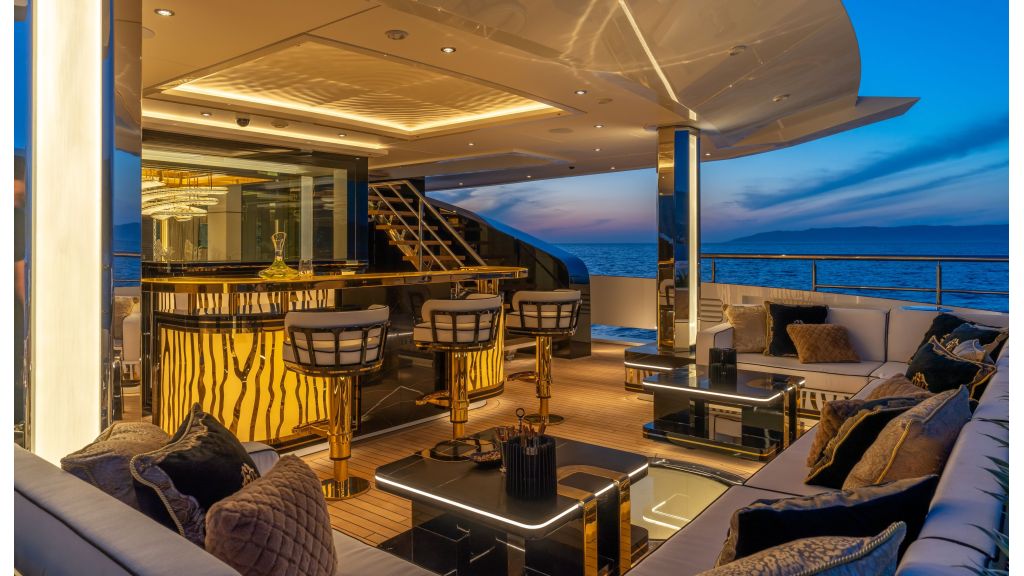 Leona Super Yacht (012)