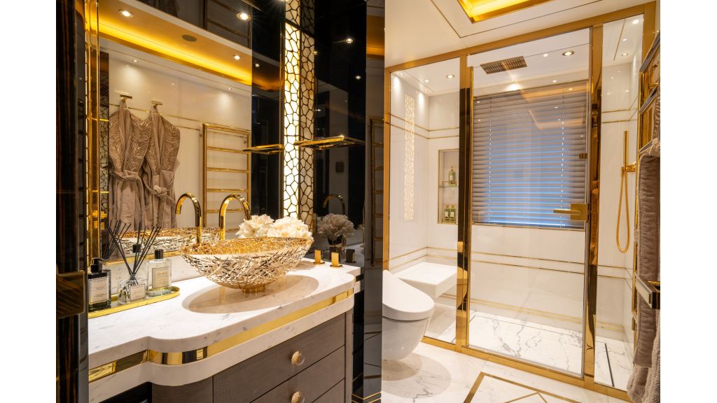 Leona Super Yacht (016)