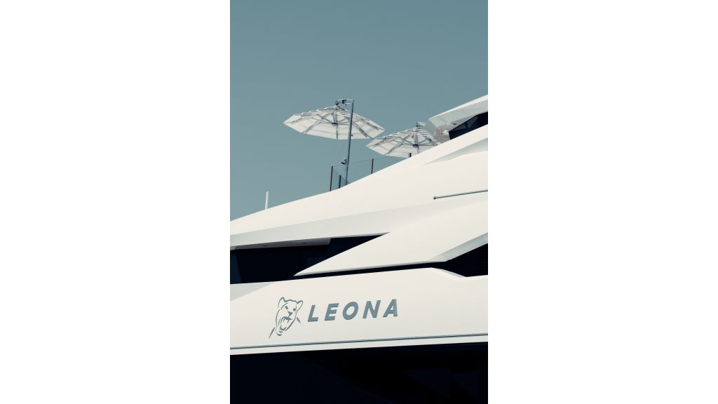 Leona Super Yacht (041)