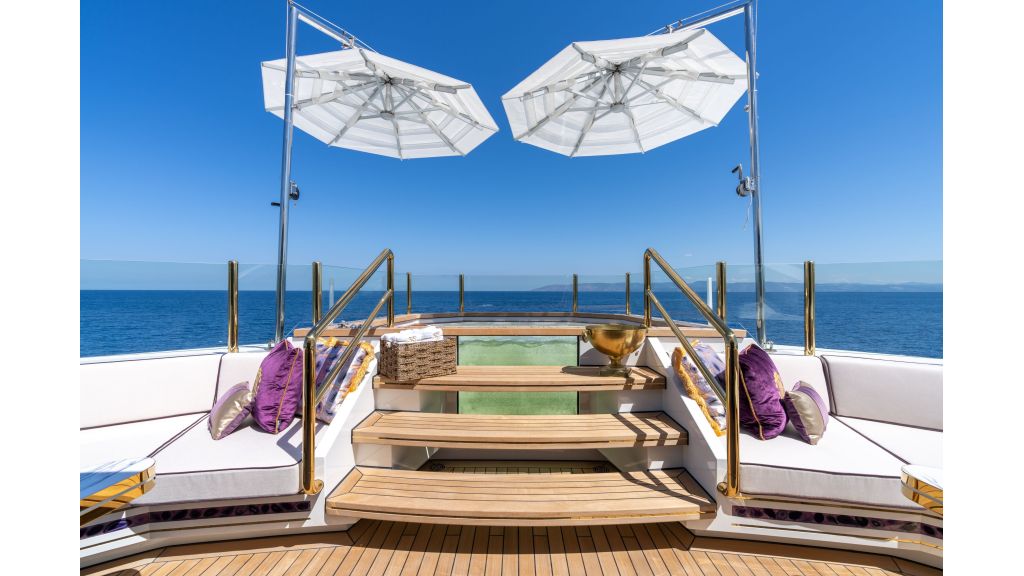 Leona Super Yacht (057)