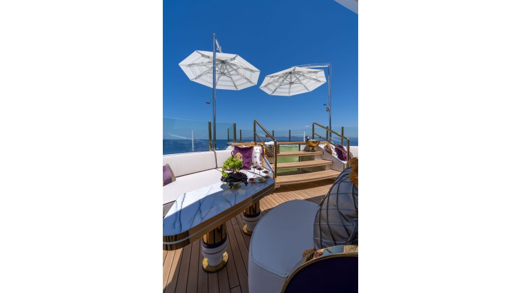 Leona Super Yacht (061)