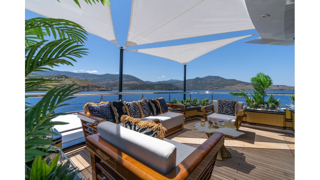 Leona Super Yacht (063)
