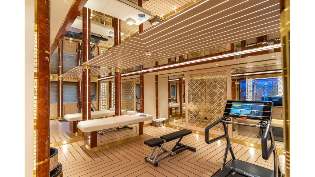 Leona Super Yacht (083)